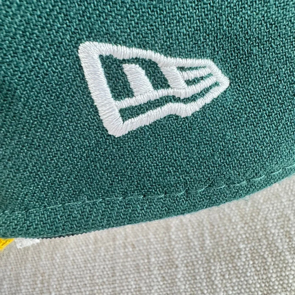 New Era 39THIRTY Oakland Athletics MLB Hat Mens Medium Large Green Yellow Cap